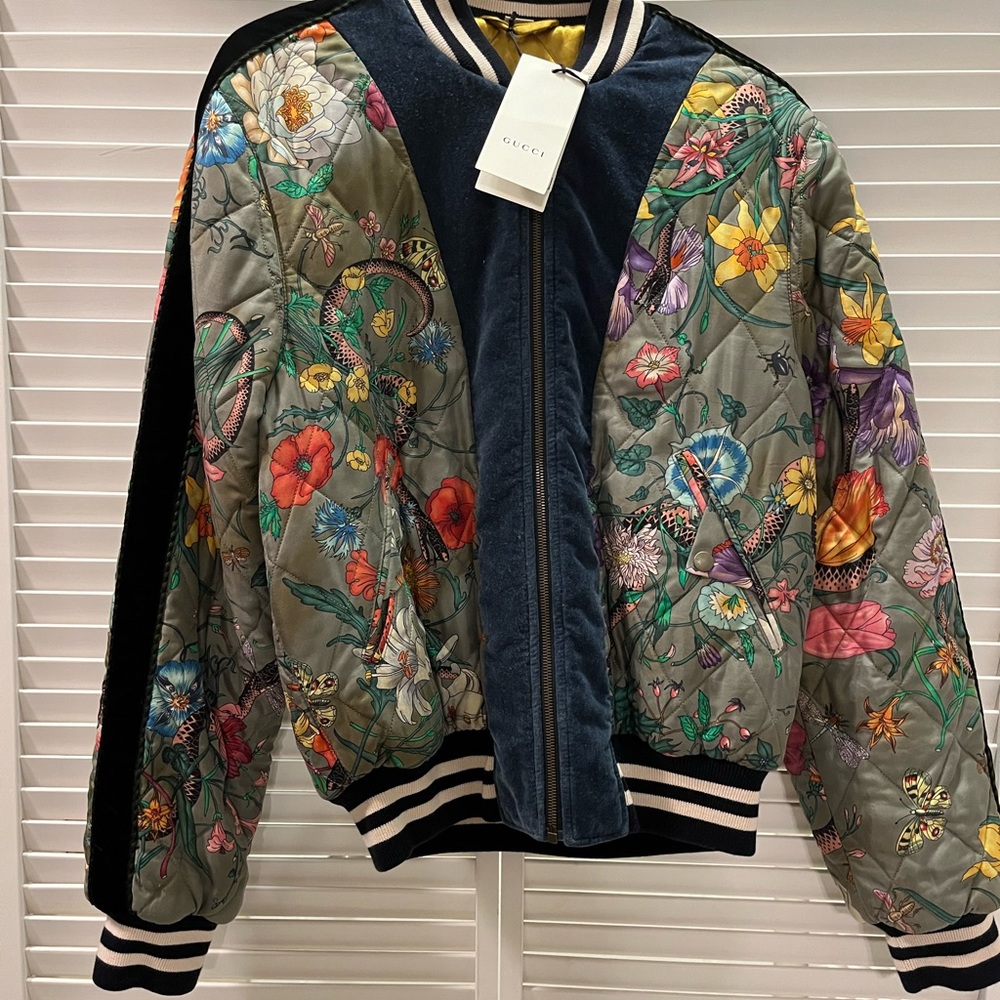 GUCCI Authentic Printed Floral Snake Silk Quilted Bomber Jacket NWT Sz L (50)